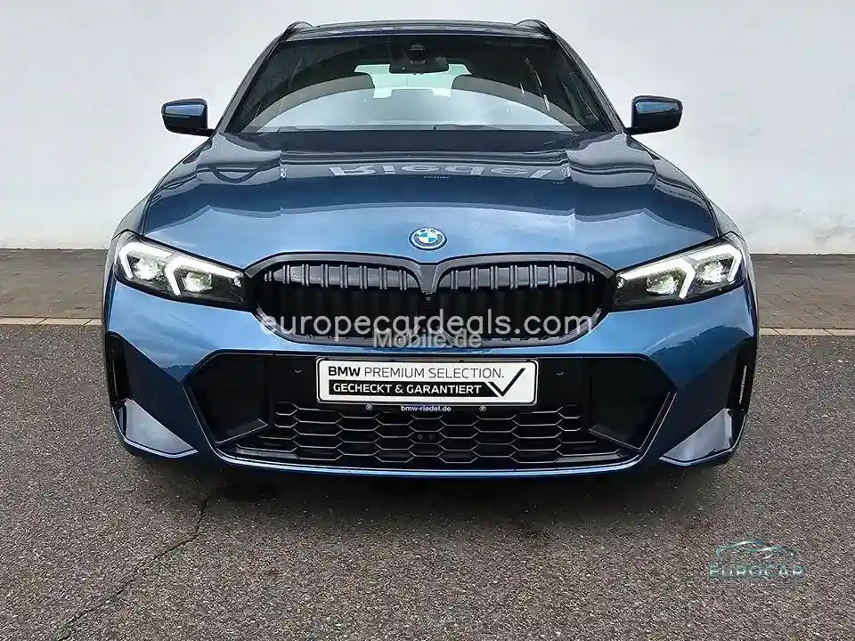 BMW 330