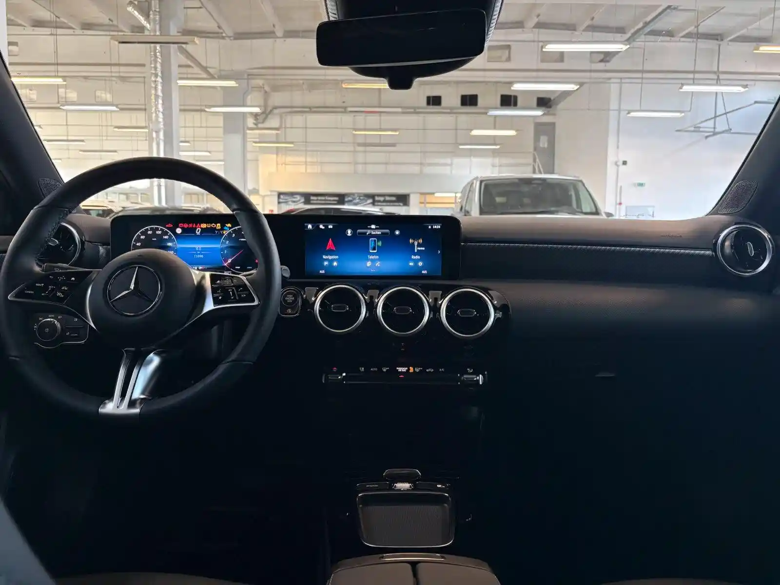 Mercedes-Benz A 200