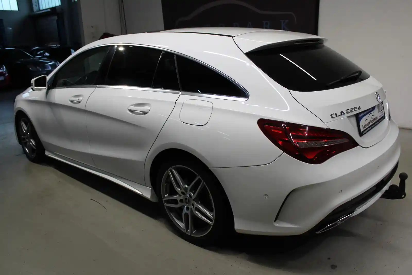 Mercedes-Benz CLA 220