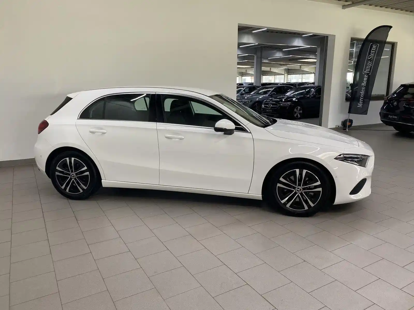 Mercedes-Benz A 200