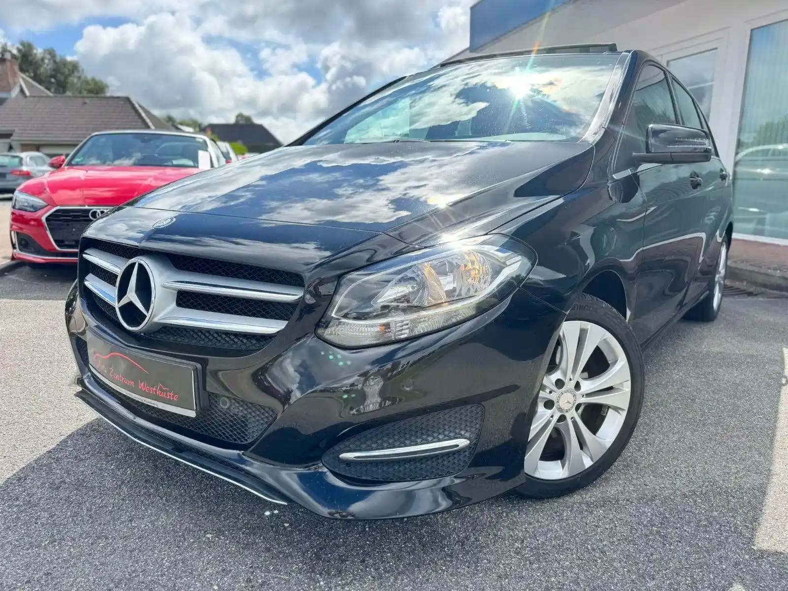 Mercedes-Benz B 180