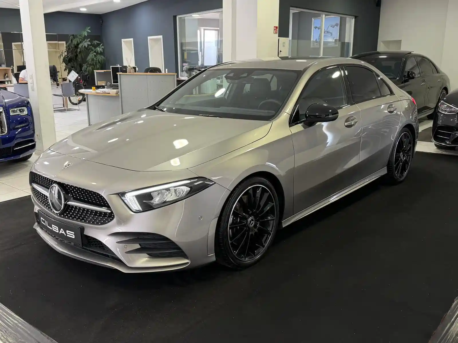 Mercedes-Benz A 250
