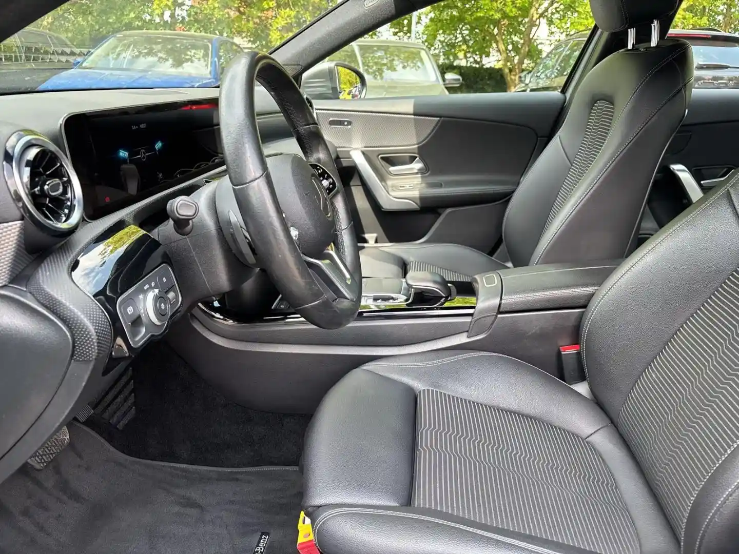 Mercedes-Benz A 220