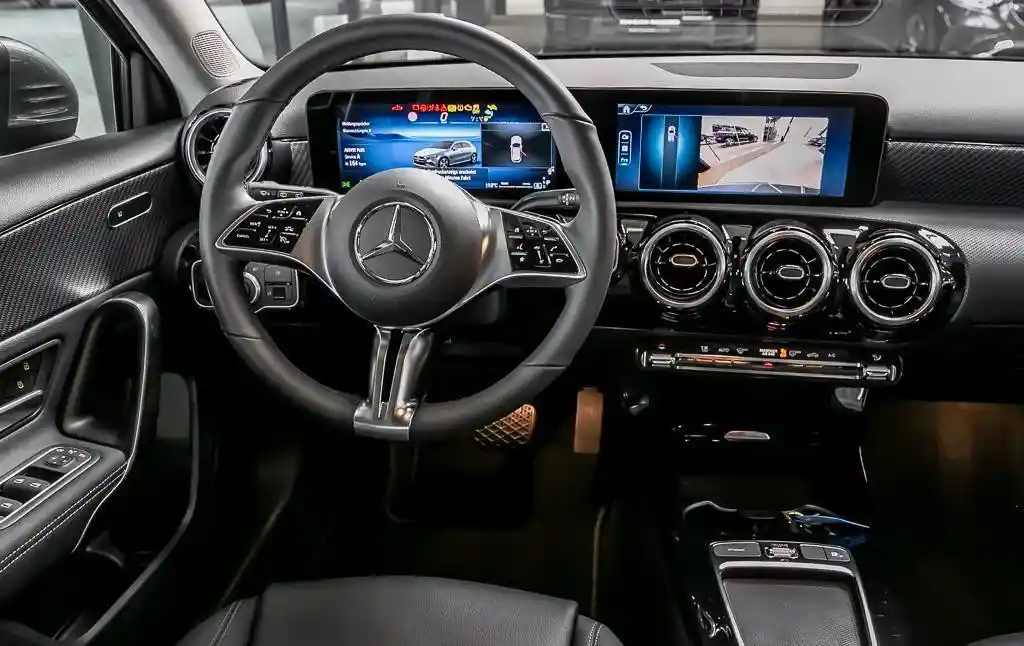 Mercedes-Benz A 200