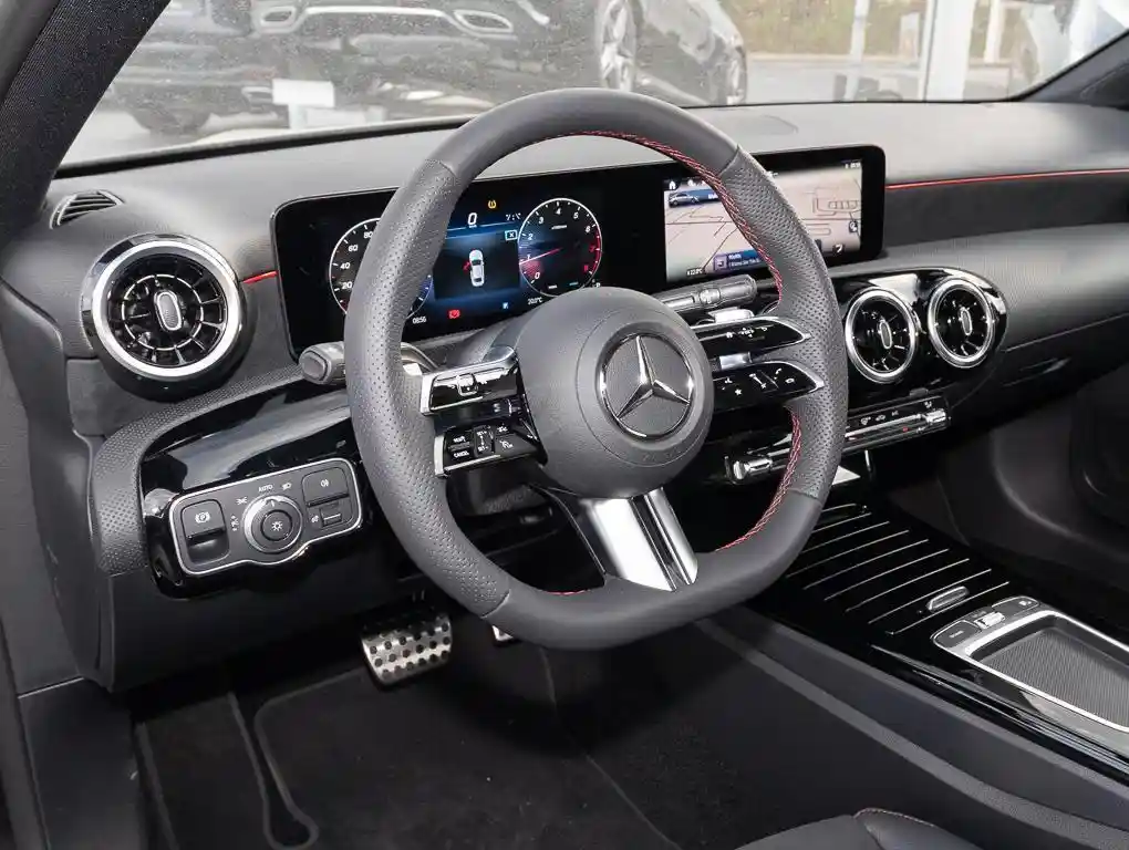 Mercedes-Benz A 180