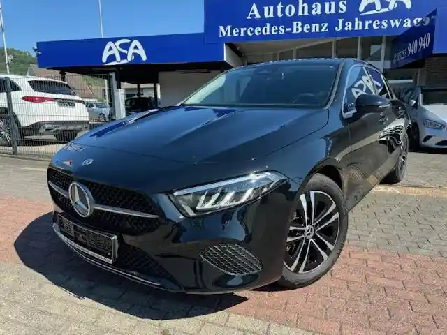 Mercedes-Benz A 180