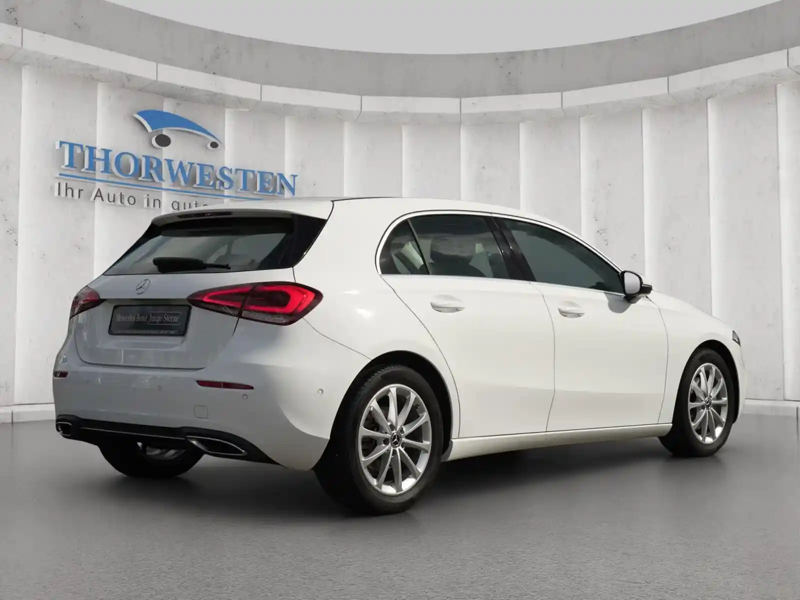 Mercedes-Benz A 200