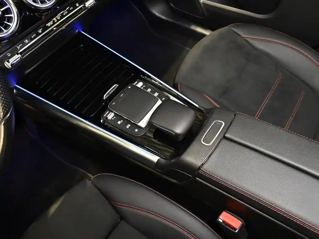 Mercedes-Benz B 250