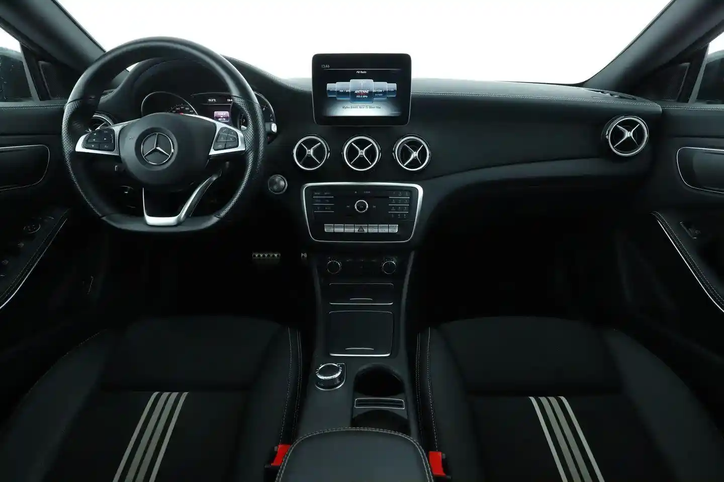 Mercedes-Benz CLA 200 Shooting Brake