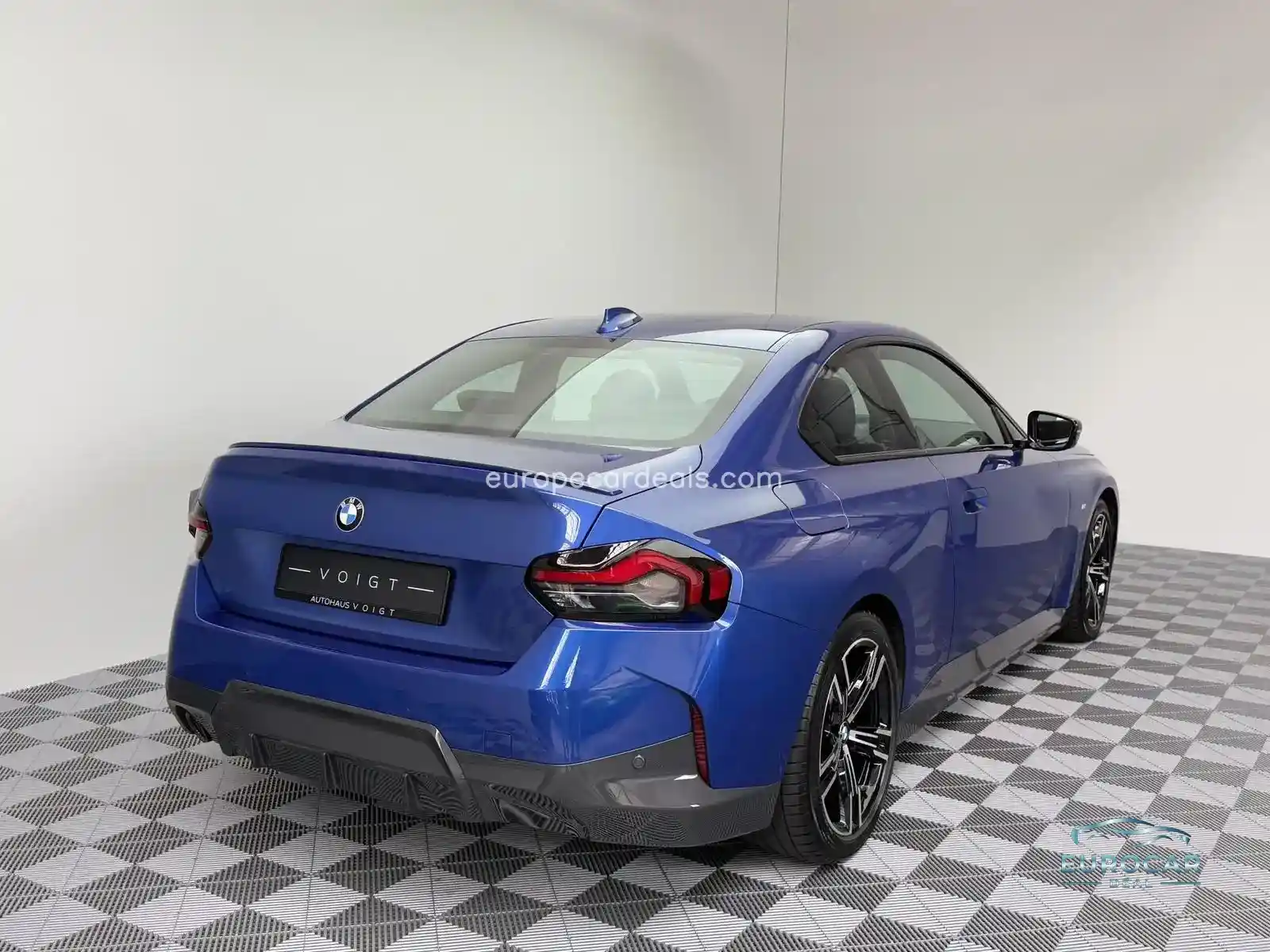 BMW 220