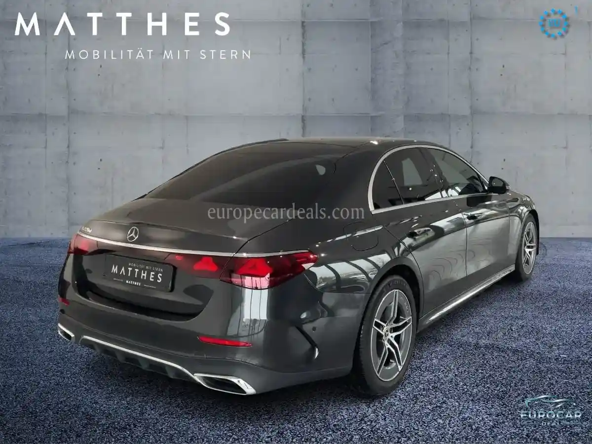 Mercedes-Benz E 220