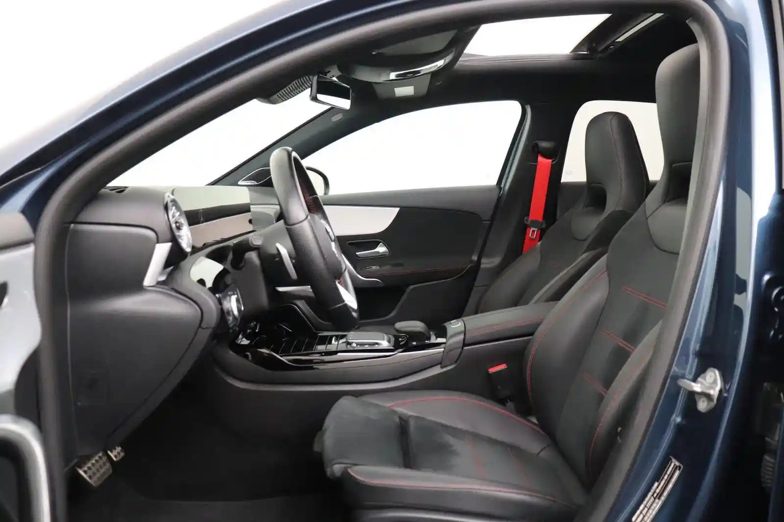 Mercedes-Benz A 35 AMG