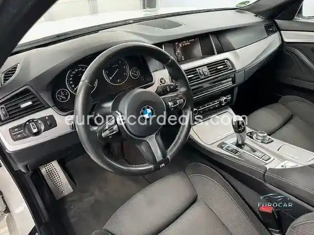 BMW 525