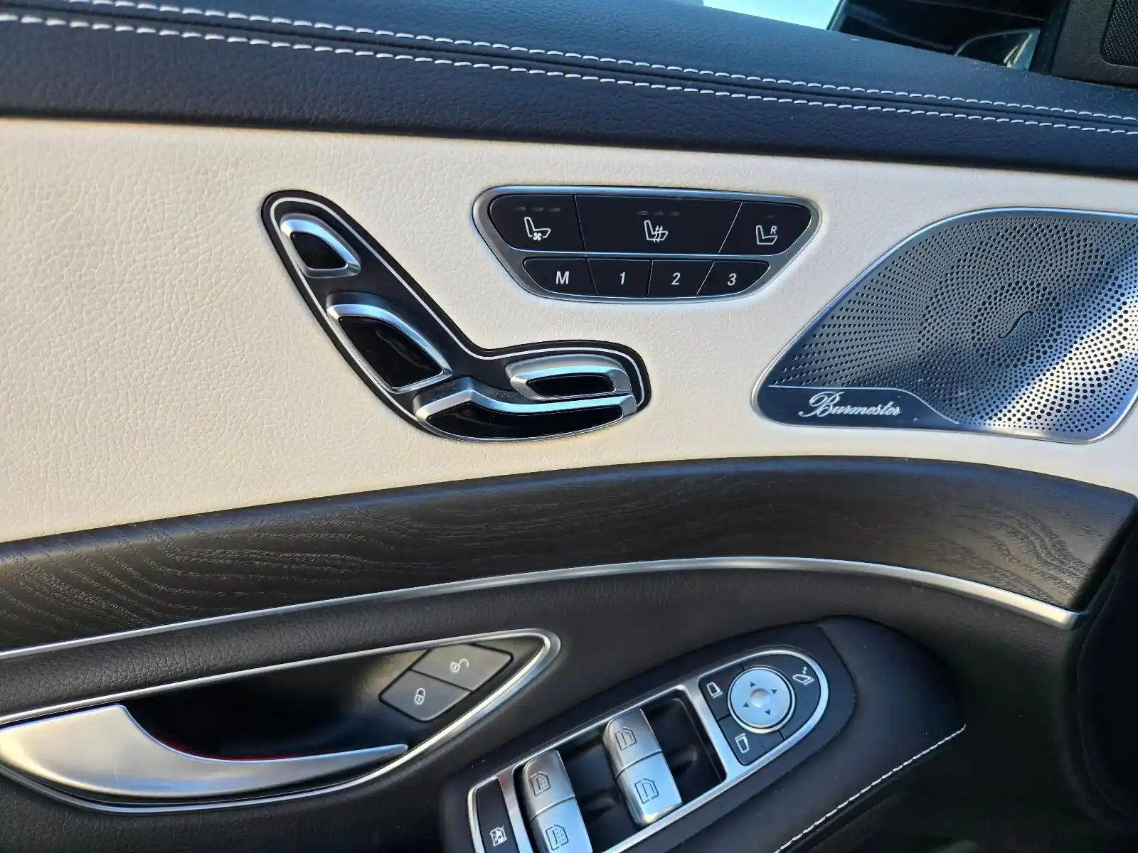 Mercedes-Benz S 400