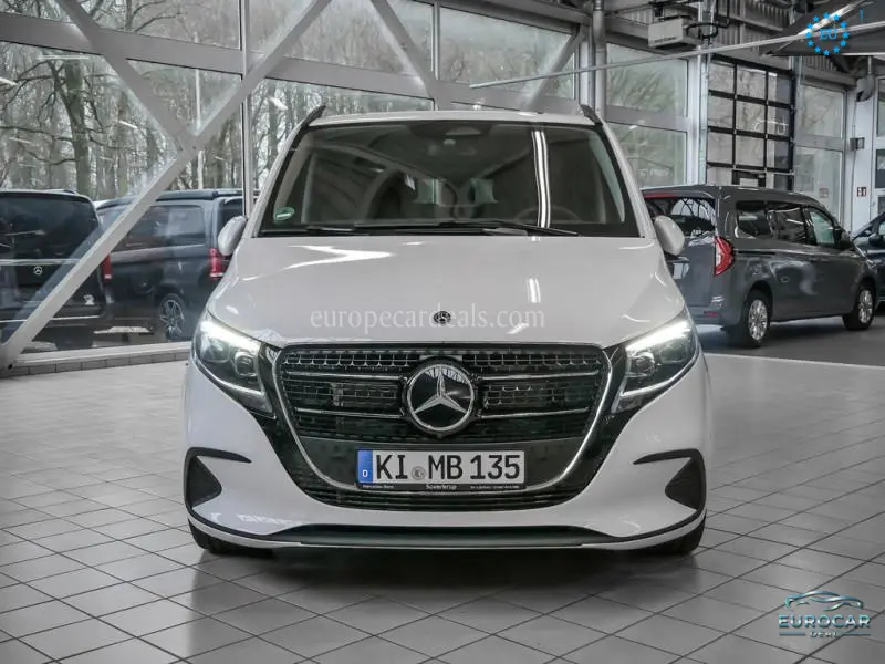 Mercedes-Benz V 220