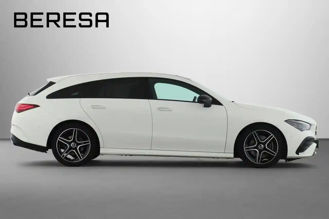 Mercedes-Benz CLA 200 Shooting Brake