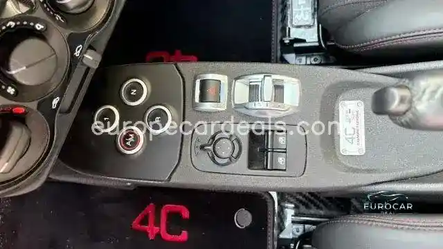 Alfa Romeo 4C