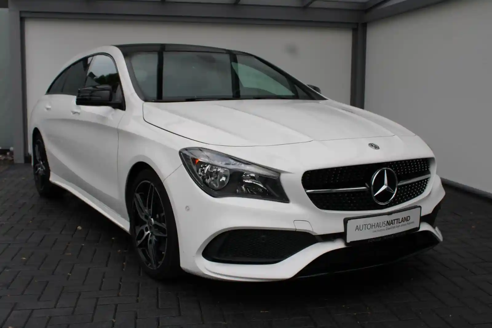 Mercedes-Benz CLA 220 Shooting Brake