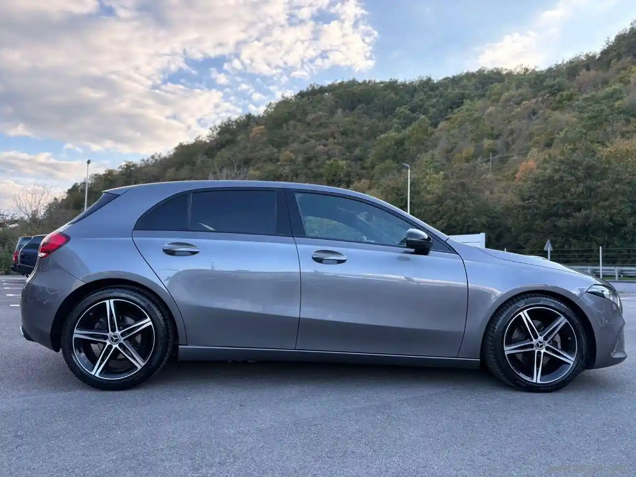 Mercedes-Benz A 180