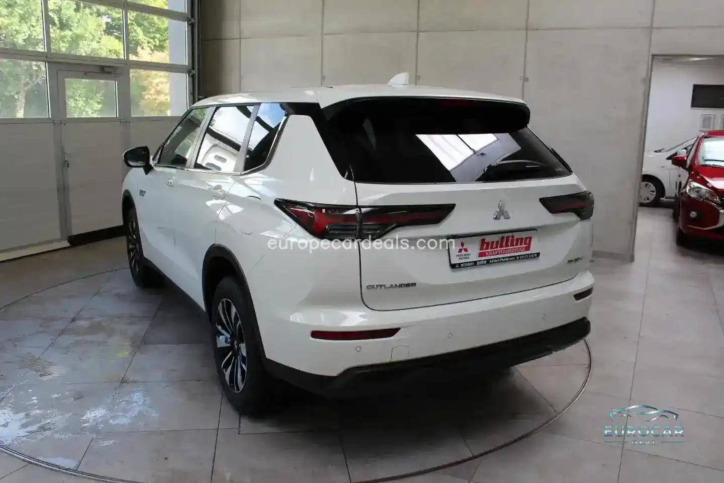 Mitsubishi Plug-in Hybrid Outlander