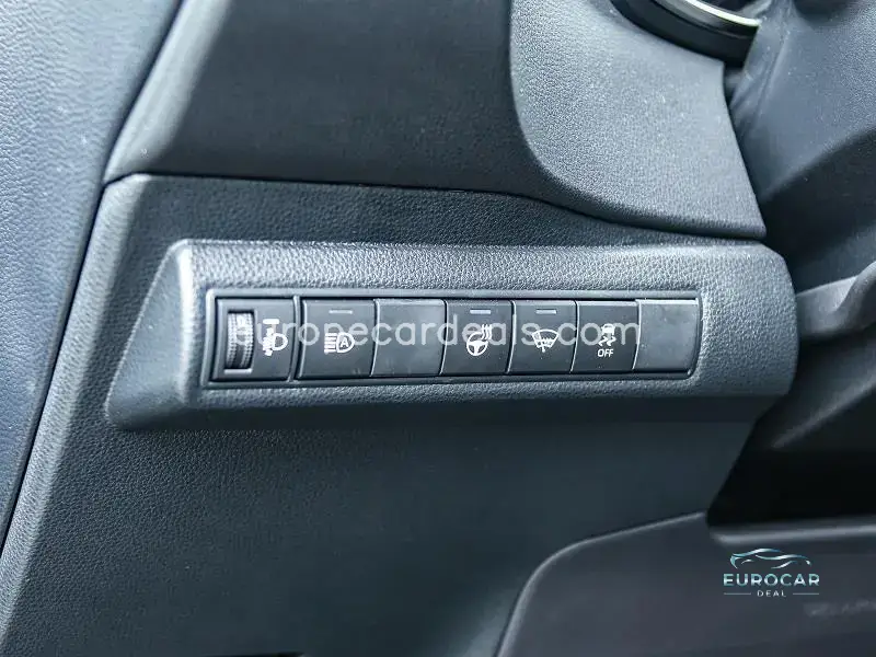 Suzuki Swace