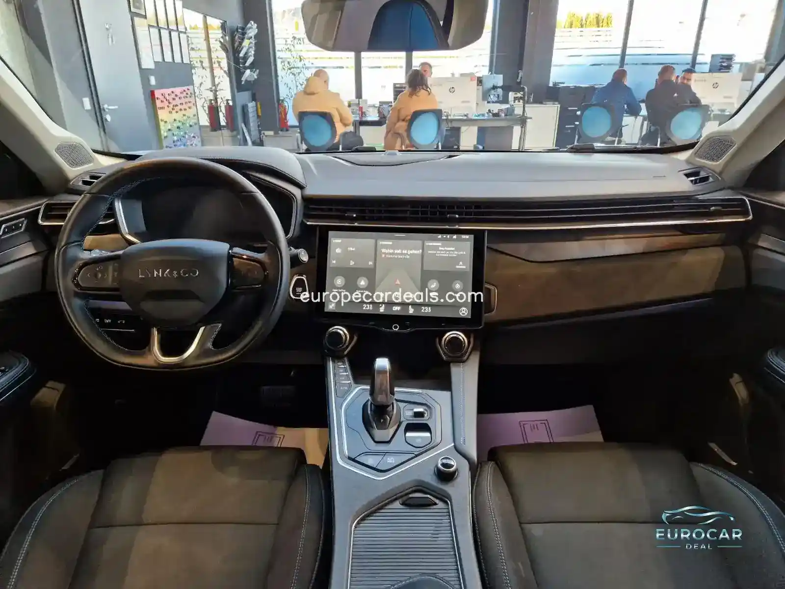 Lynk&Co 01