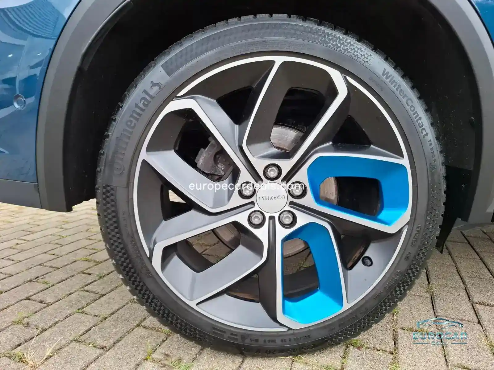Lynk&Co 01