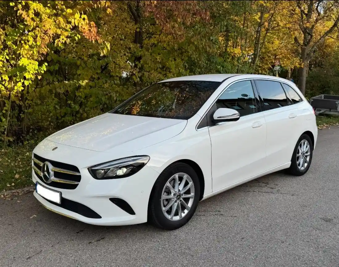 Mercedes-Benz B 200