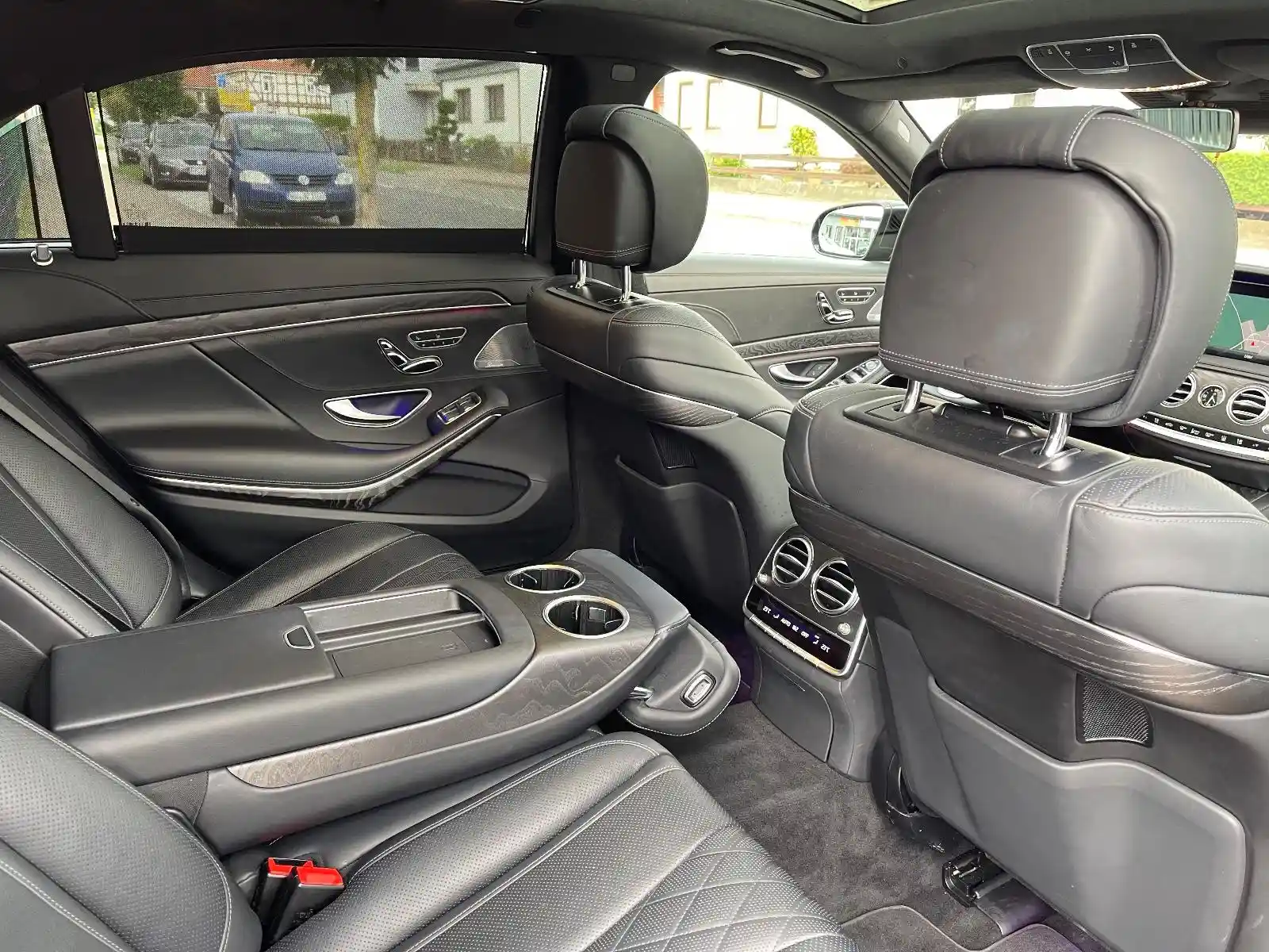 Mercedes-Benz S 400