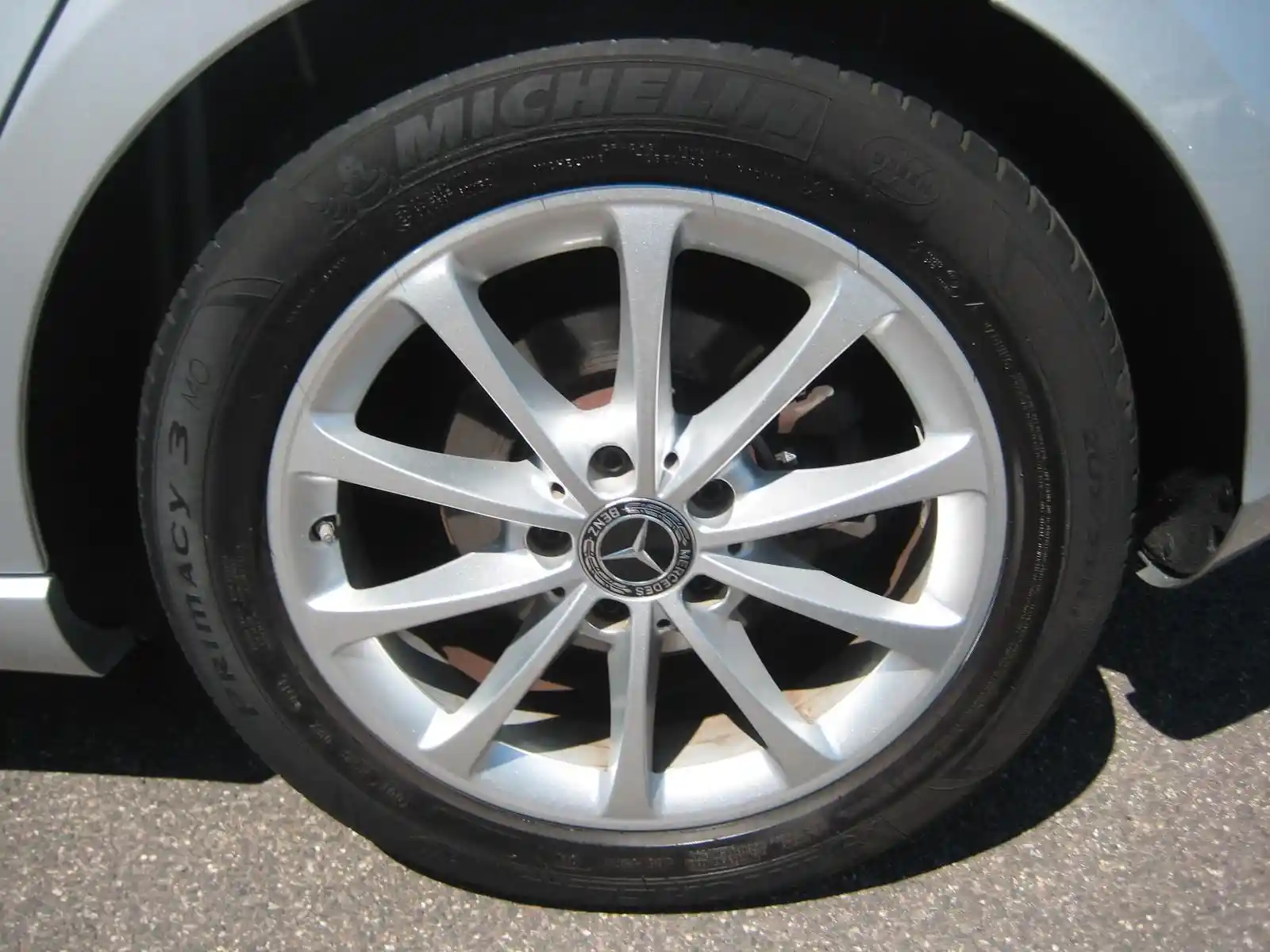 Mercedes-Benz A 200