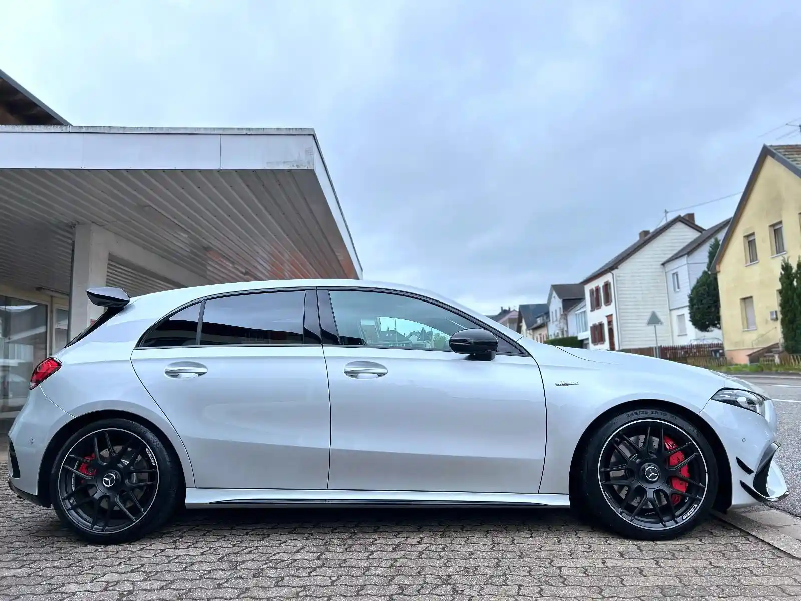 Mercedes-Benz A 45 AMG