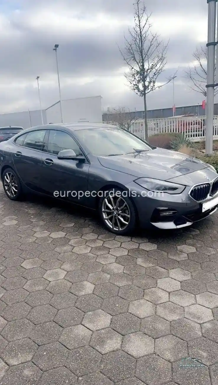 BMW 220