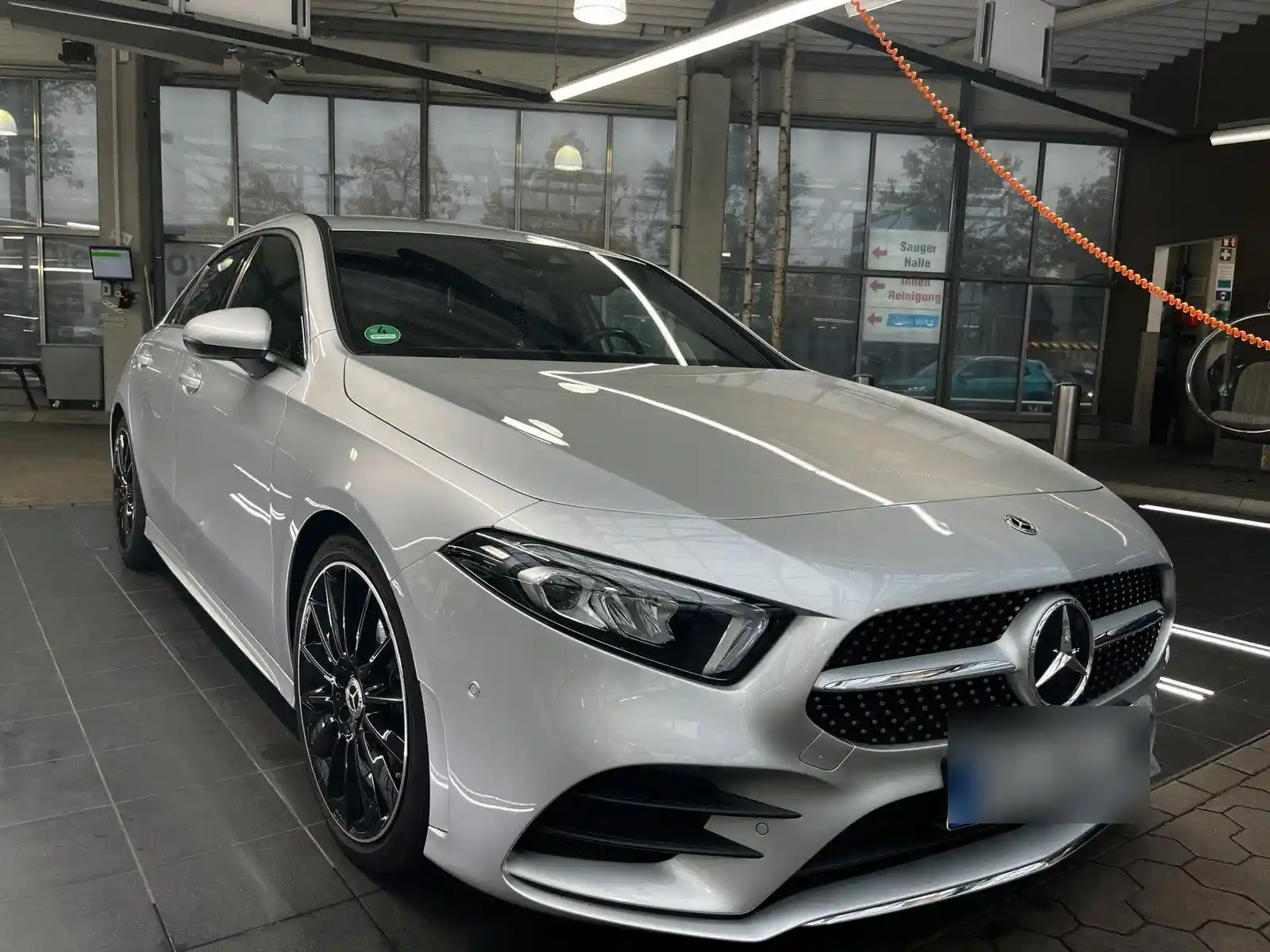 Mercedes-Benz A 180