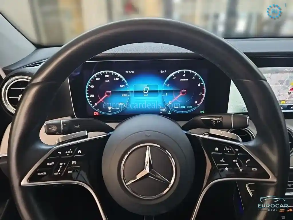 Mercedes-Benz E 200