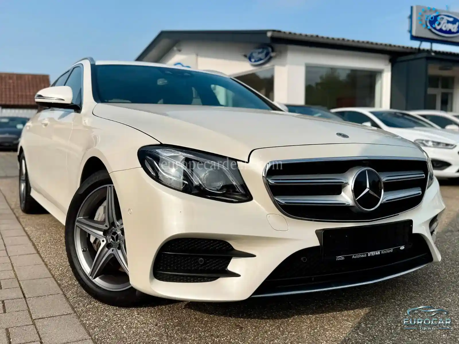 Mercedes-Benz E 300