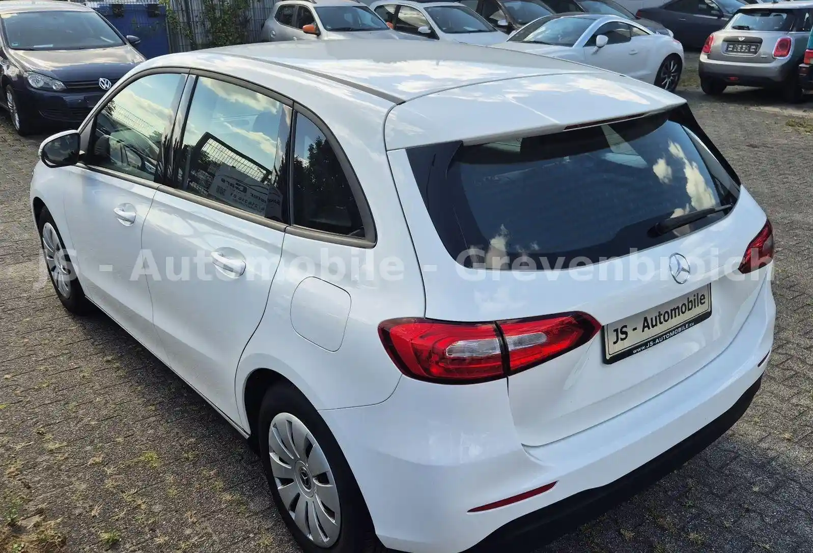 Mercedes-Benz B 160