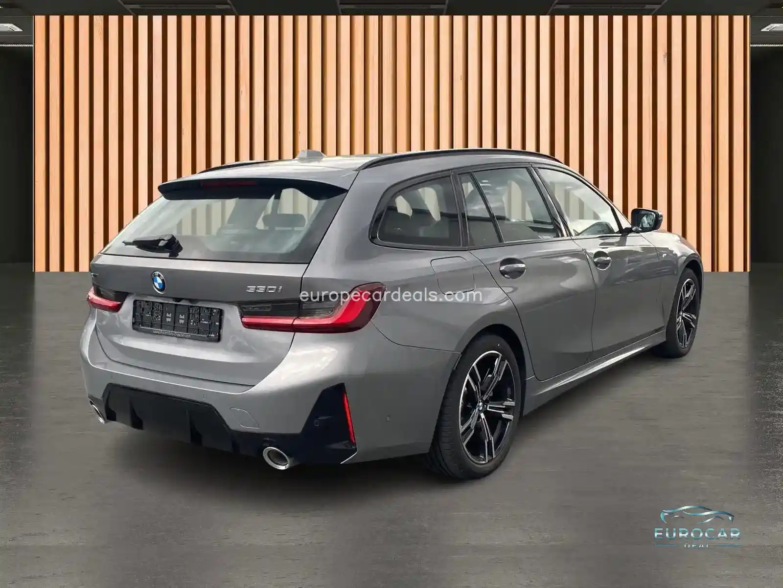 BMW 330