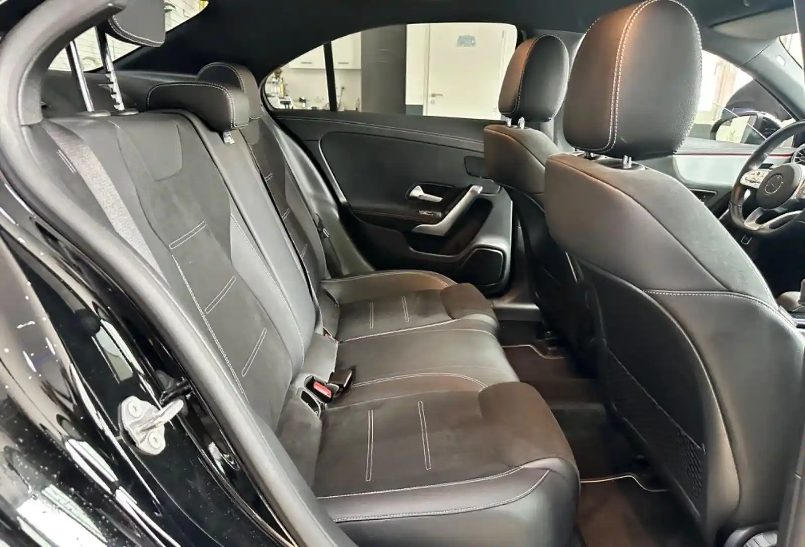 Mercedes-Benz A 200