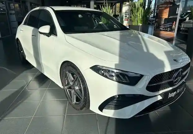 Mercedes-Benz A 220
