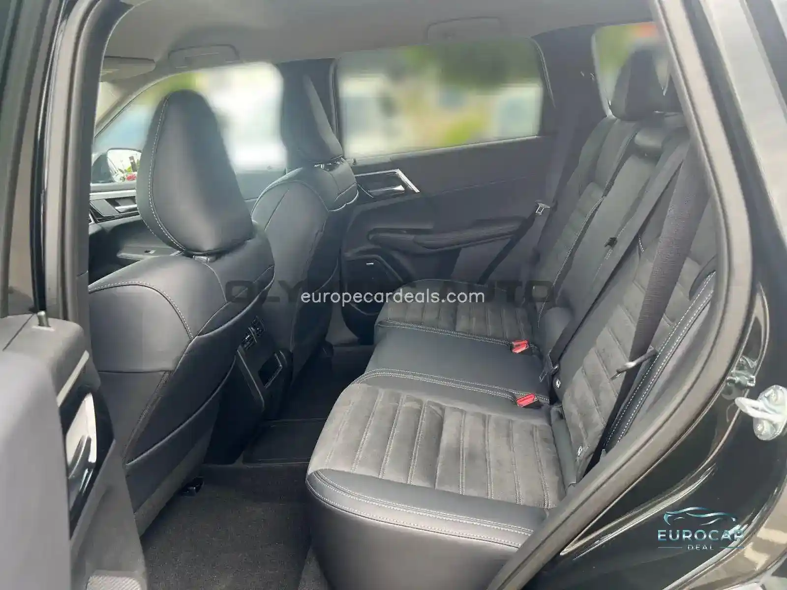Mitsubishi Plug-in Hybrid Outlander