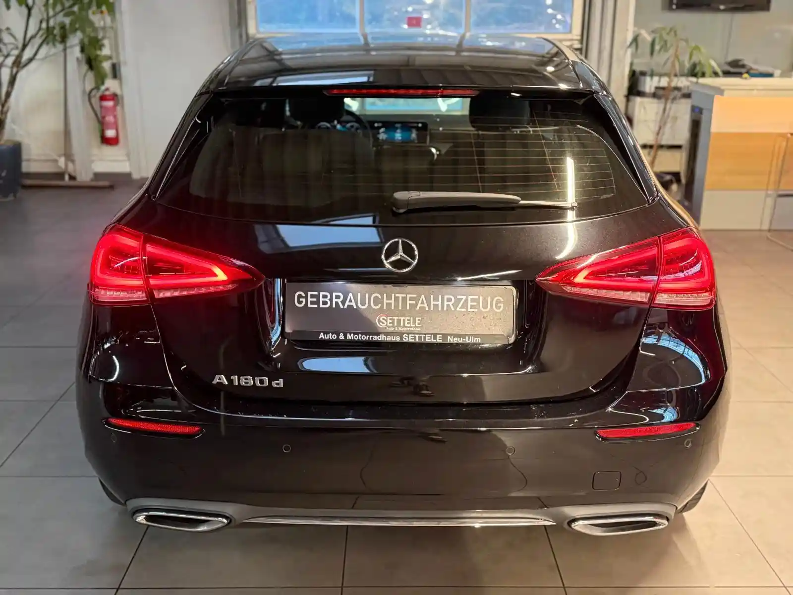 Mercedes-Benz A 180