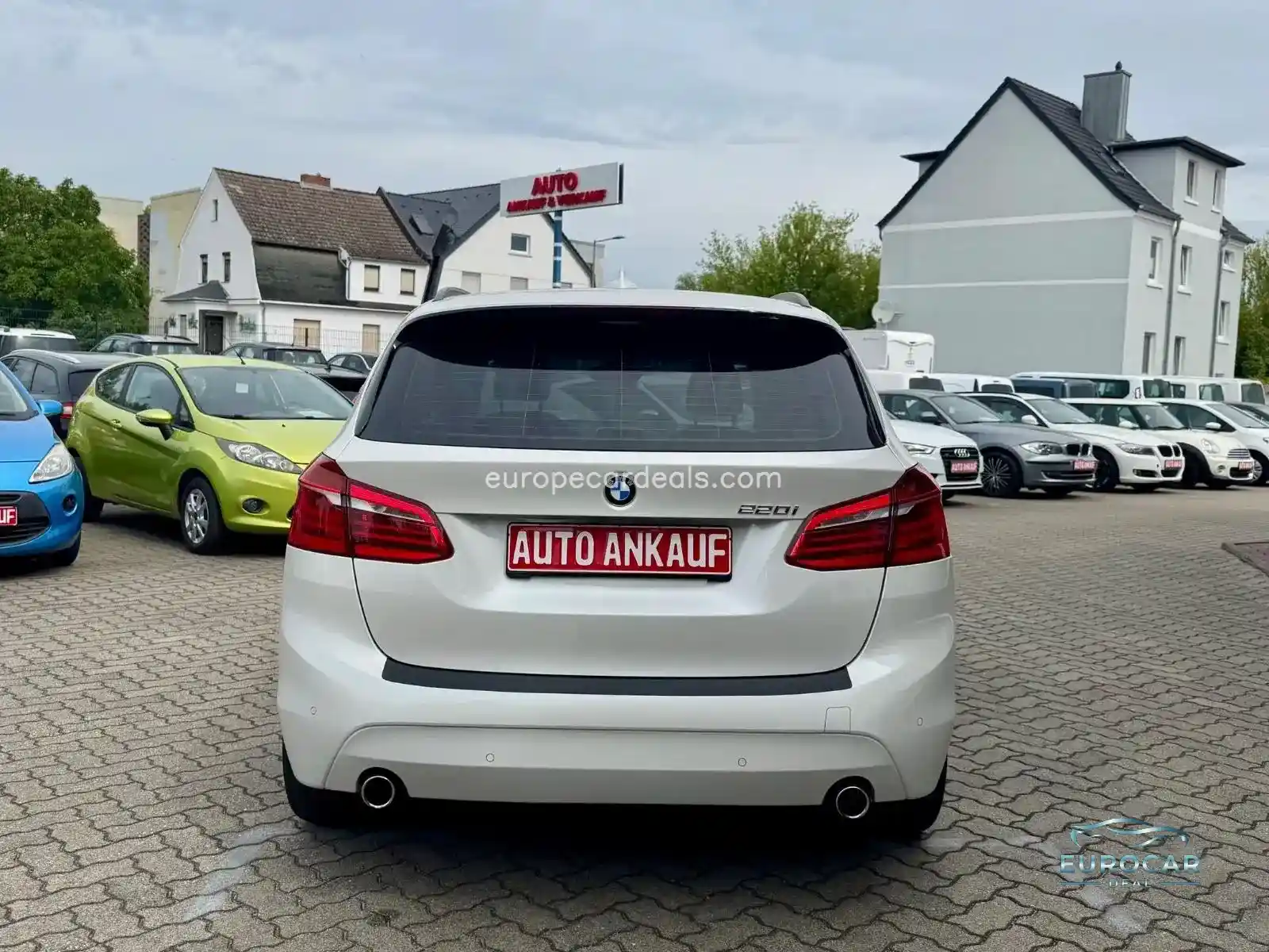 BMW 220