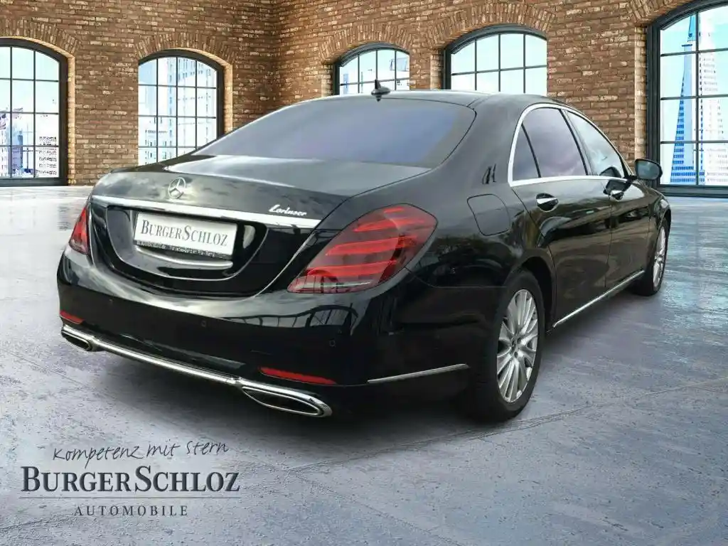 Mercedes-Benz S 560