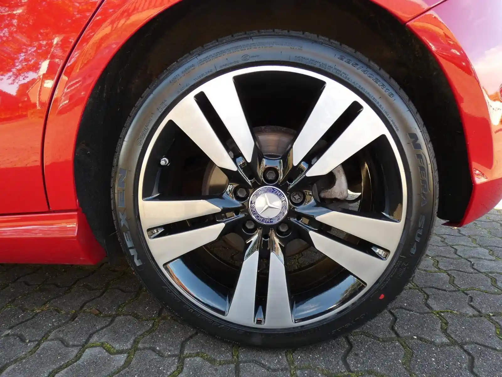 Mercedes-Benz A 200