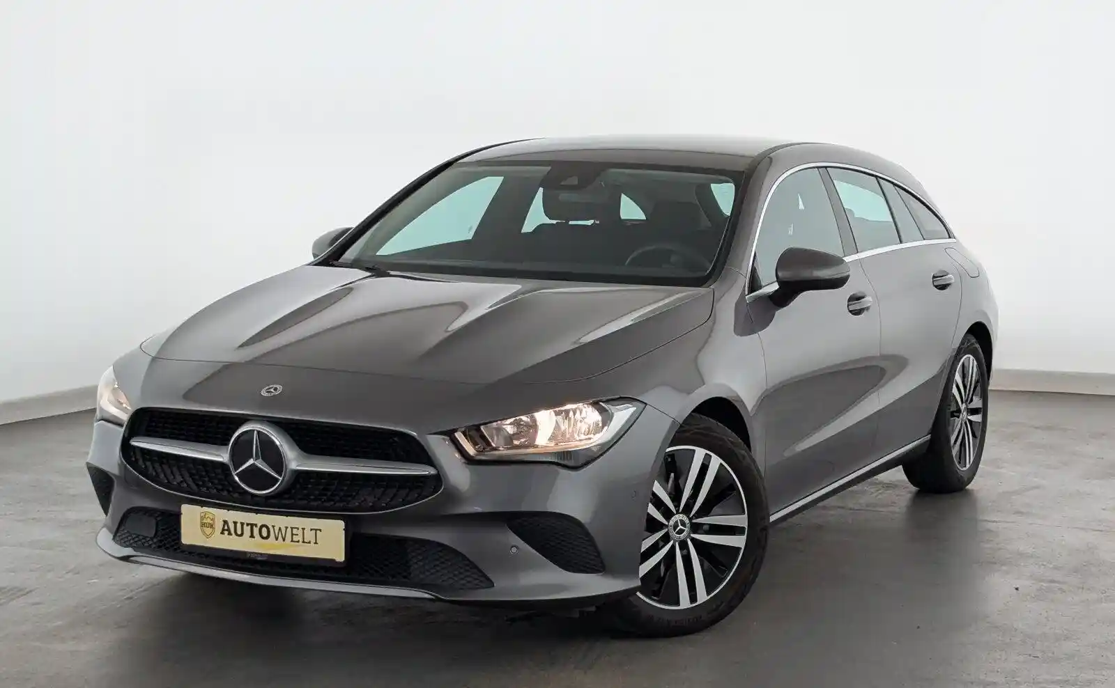 Mercedes-Benz CLA 220 Shooting Brake