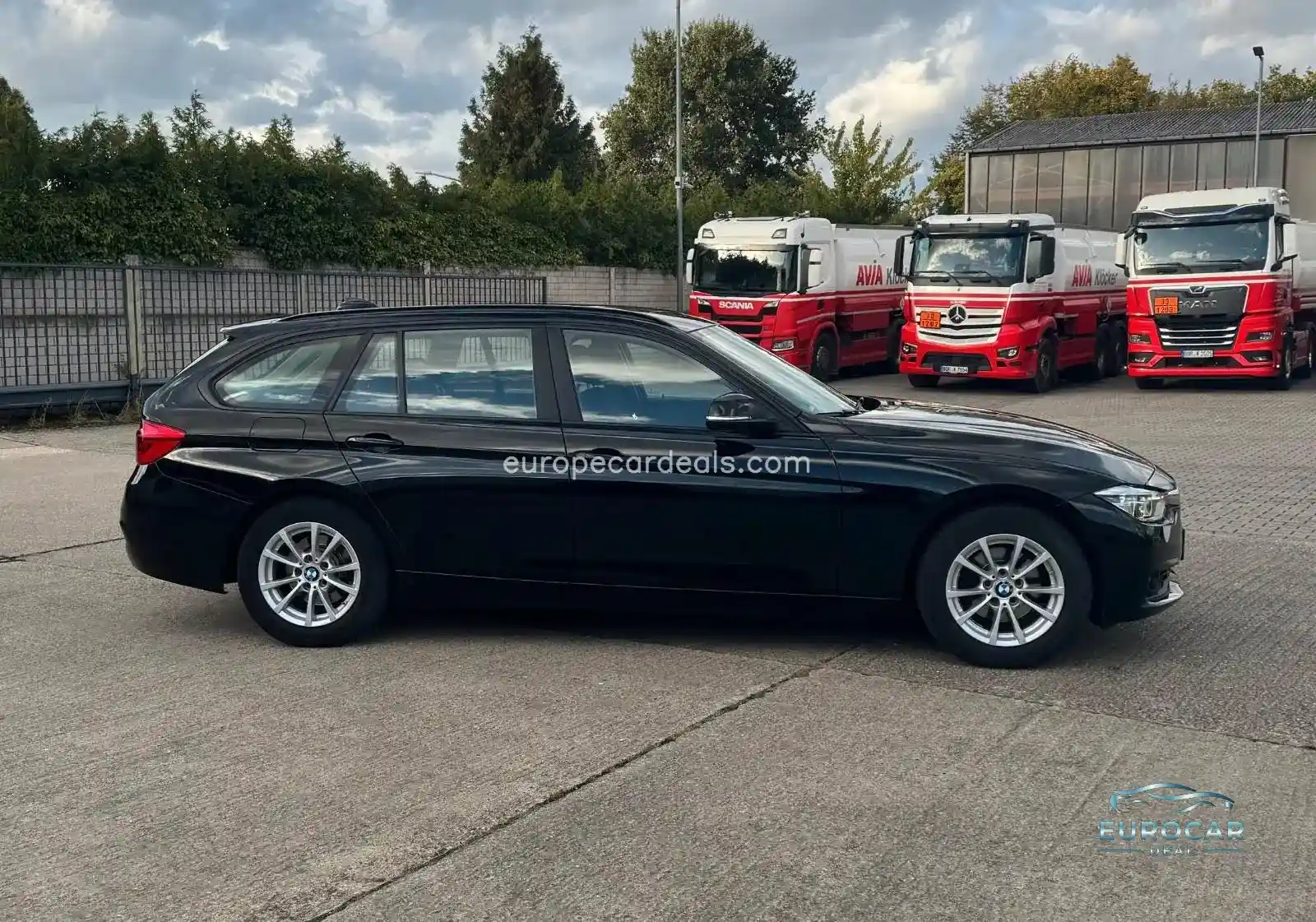 BMW 320