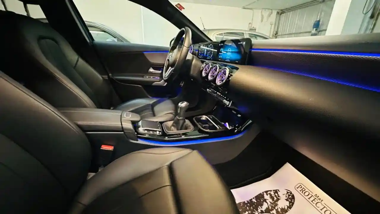 Mercedes-Benz A 180