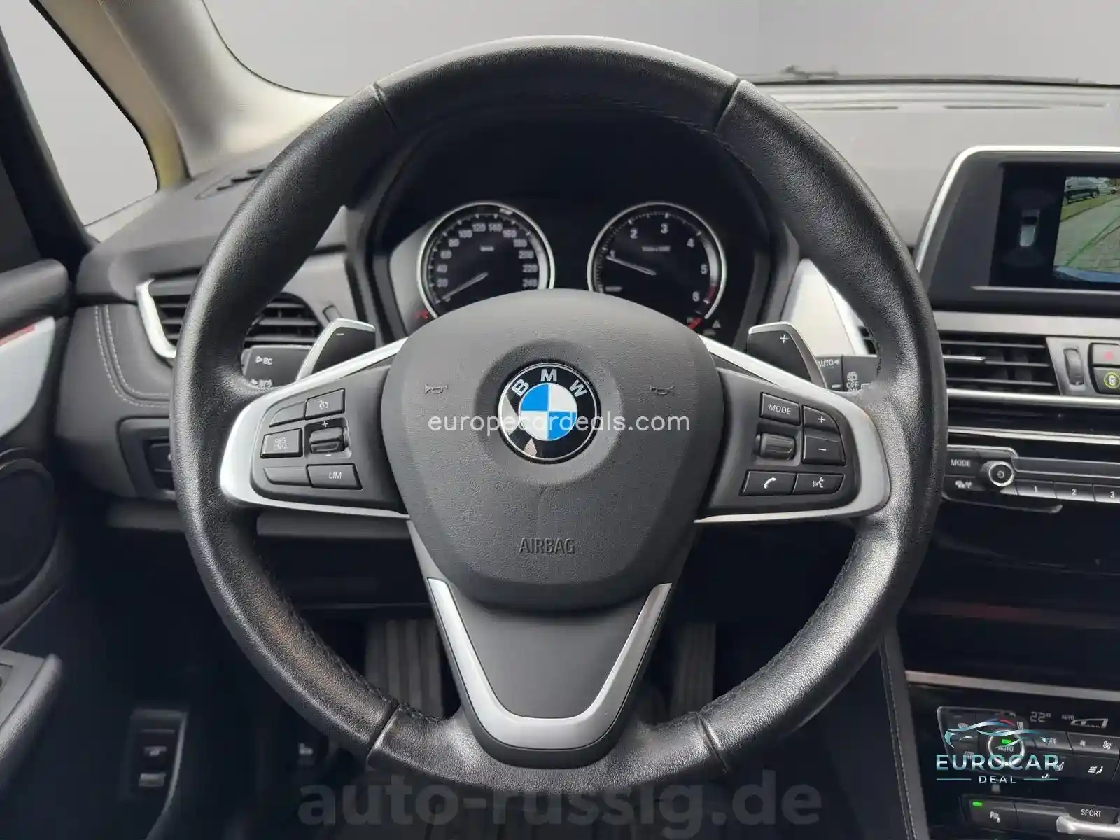 BMW 218