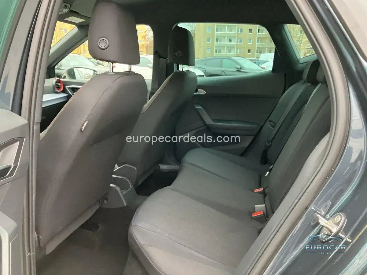 Seat Arona
