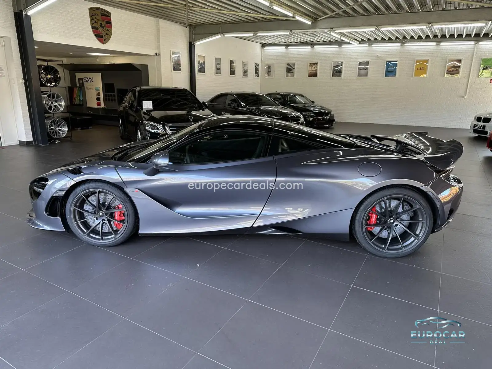 McLaren 750S
